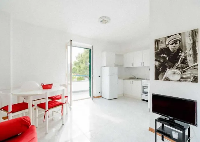 R10 - Trilocale A 20 Mt Dalla * Numana